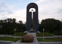 Монумент «Сильнее смерти»